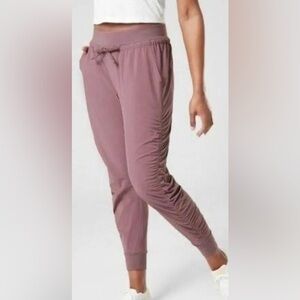Athleta Attitude Pant in Volcanic Violet - Size 14